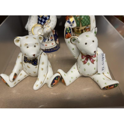 493 - Ceramics: Royal Crown Derby teddy bear figurines, Gardener, Cook, two seated Christmas Bears. (4)... 