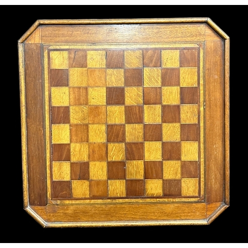 257 - R.M.S. TITANIC: An exceptional oak chessboard made from Titanic wreck wood by William Parker, a Nova... 