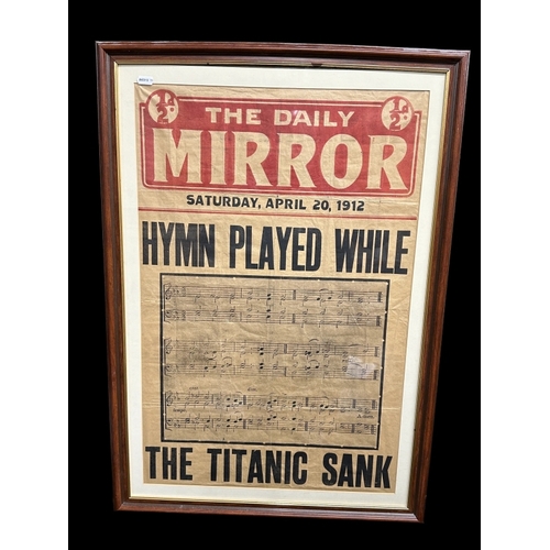 259 - R.M.S. TITANIC: Extremely rare newspaper A board advertising sheet for The Daily Mirror dated April ... 