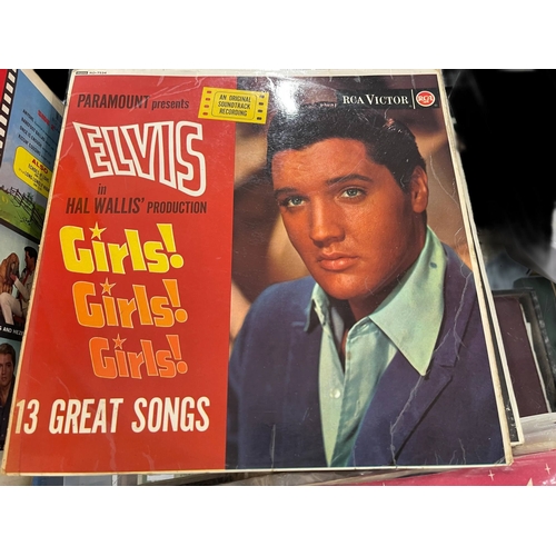 430 - Records: Collection of approx. 25 Elvis Presley 45s on the RCA label, seven 33s including Elvis in G... 