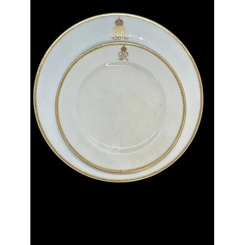 598 - Royal Household: His Majesty King George V Royal Household State Service two side plates by Royal Cr... 