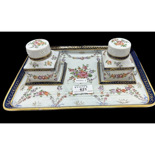 621 - 19th cent. Porcelain: Esme Samson chinoiserie double ink stand with faux Chinese seal mark.... 