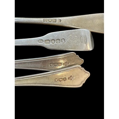 706 - Hallmarked Silver: Shell pattern flatware, forks x 14, various patterns, dates and makers. Weight 27... 