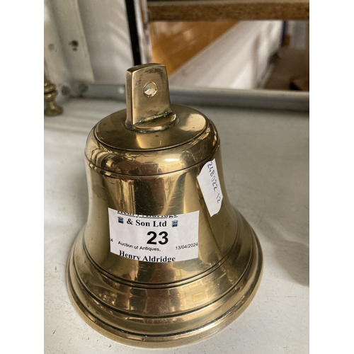 23 - Metalware: Polished bronze mortar 12½cm, together with a bronze tobacco pot and a small plate.... 