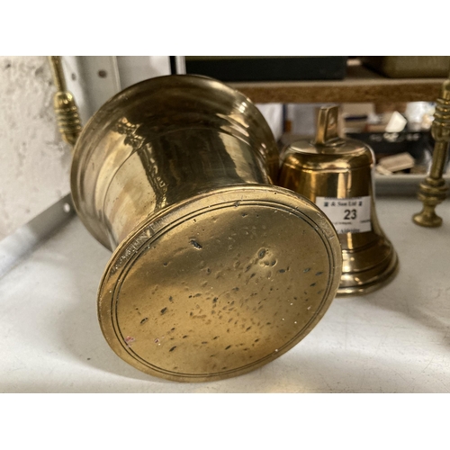 23 - Metalware: Polished bronze mortar 12½cm, together with a bronze tobacco pot and a small plate.... 