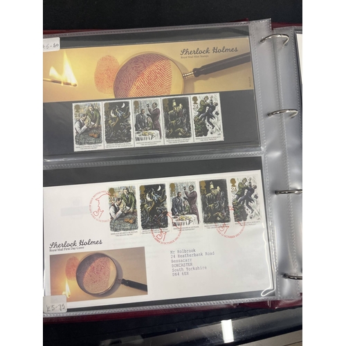 256 - Stamps: British Post Office and Royal Mail Mint stamps presentation packs, most with corresponding f... 