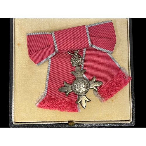 294 - Medals & Awards: A Member of The Order of The British Empire (MBE) with original Royal Mint box, tog... 