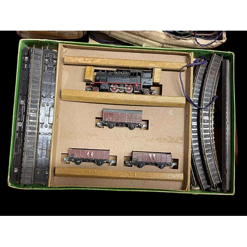 326 - Toys and Games: Model railways, Rokal 'N' gauge freight set includes track loco and two wagons, boxe... 