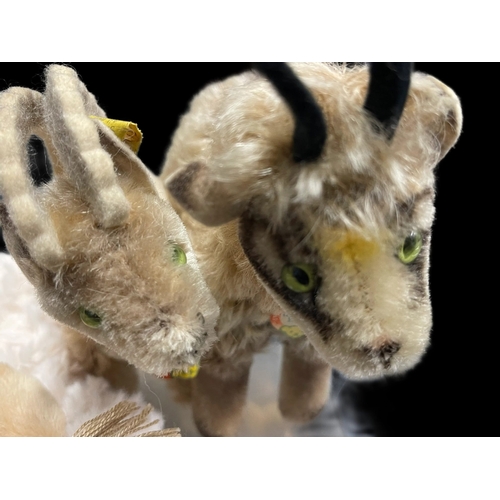 391 - Steiff Toys: Domestic animals lamb, pig x 3, donkey, goat x 2.