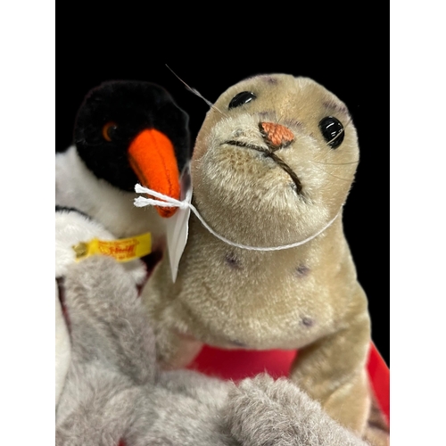 391a - Steiff Toys: Small seal, dolphin, walrus and two penguins. (5)