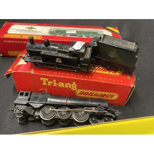 416 - Toys: Inter City 125 Trains x 2 unboxed, BR Class 25 Bo-Bo Diesel Electric Loco D7596 boxed, R337 BR... 