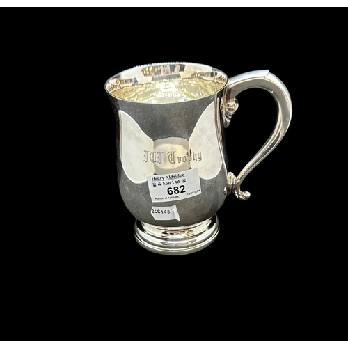 682 - Hallmarked Silver: Baluster Tankard, Sheffield 1975, engraved 'ICI Trophy' to one side. With origina... 