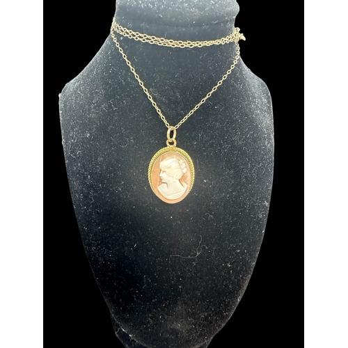 758 - Hallmarked Jewellery: 9ct gold cameo ring 1.3g. Together with a yellow metal mounted cameo pendant (... 