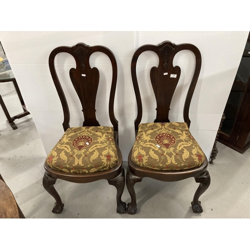 77 - Furniture: 19th cent. Cuban mahogany chair, shaped top rail with central vase-shaped splat back over... 