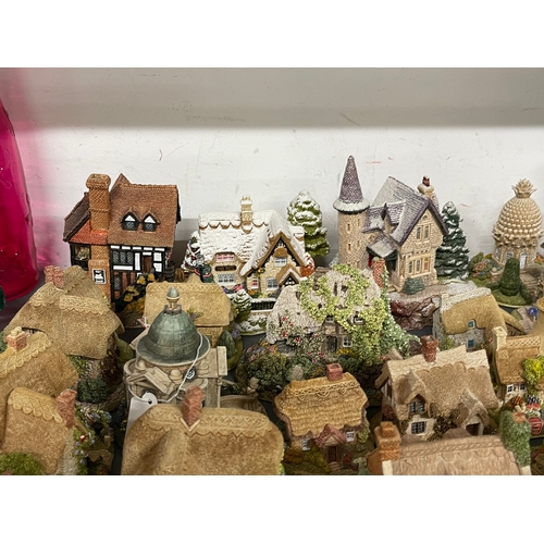 237 - Lilliput Lane: Village Shop x 2, Highland Lodge, Swan Inn, Light-Up Church, Xmas Lights at the Bell ... 