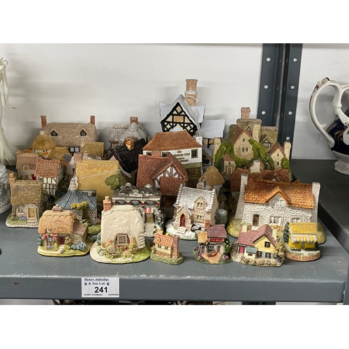 241 - Lilliput Lane: Thimble Cottage, Little Scrumpy, Petticoat Cottage, Granny's Bonnet, Old Curiosity Sh... 