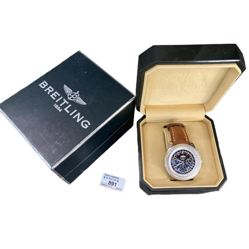 891 - Watches: Breitling Bentley Motors Automatic with unusual tan strap, 48mm, box, outer sleeve and purc... 