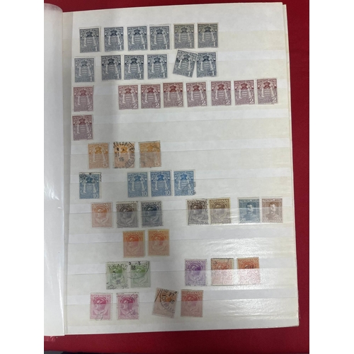 267 - Stamps: The Derek Young Collection. 19th and 20th cent. GB and World stamps, even split of mint and ... 