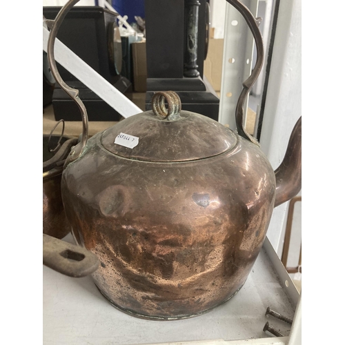 31 - Metalware: 19th cent. Large group of copper domestic wares including kettles, jugs, saucepans, ladle... 