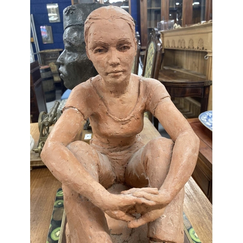 67 - Modern Art: Late 20th cent. Terracotta sculpture of a young lady sitting on the ground, unsigned, 40... 