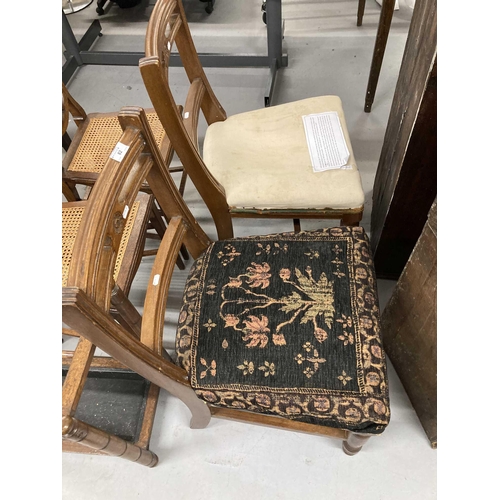 82 - Late 19th-cent. walnut dining chairs, chamfered frame and central carved rosette decoration turned f... 