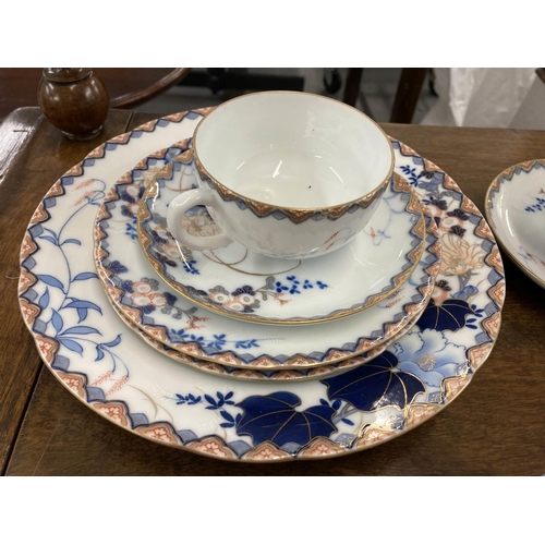 91 - 20th cent. Japanese blue and white tea service.