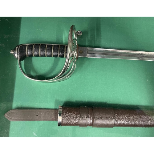 321a - Militaria: Militaria: A late 19th century Rifles Officers sword, originally sold by Samuel Brothers ... 