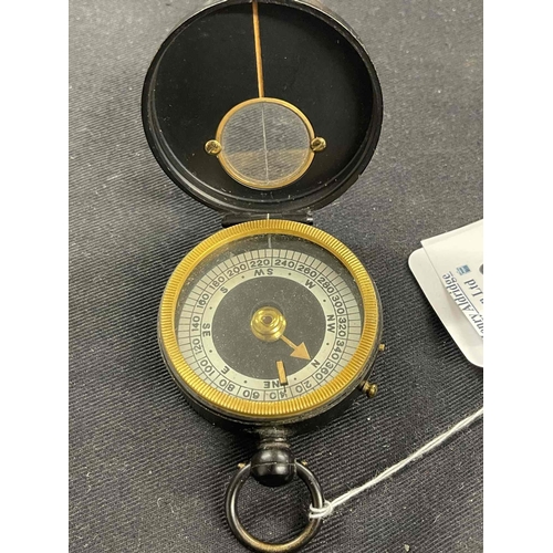 329 - Scientific Instruments: Scientific Instruments: An early 20th century Negretti and Zambra pocket com... 