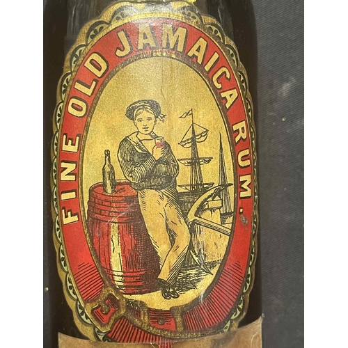 392 - Wines & Spirits: Wines & Spirits: Mid 20th century rum- Fine Old Jamaica rum, young matelot on l... 