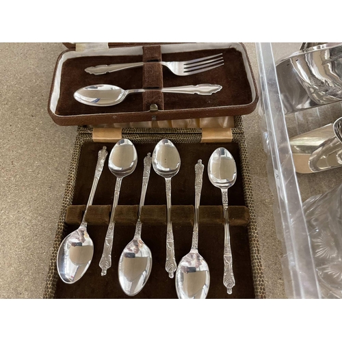 47 - Silver Plate: Silver Plate: A boxed set of apostle spoons, a boxed christening set, cruets, antler h... 