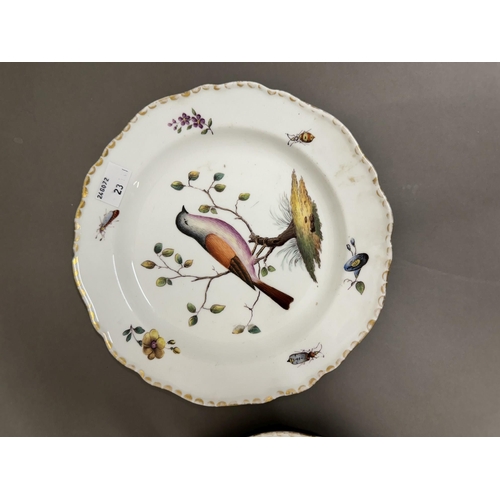 534 - 18th cent. Ceramics: 18th cent. Ceramics: A pair of Meissen 20cm (8ins) plates/shallow bowls both de... 