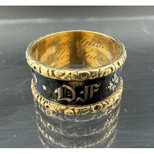 697 - Jewellery: Jewellery: An early 19th century yellow metal and enamel mourning ring, reading 'In Memor... 