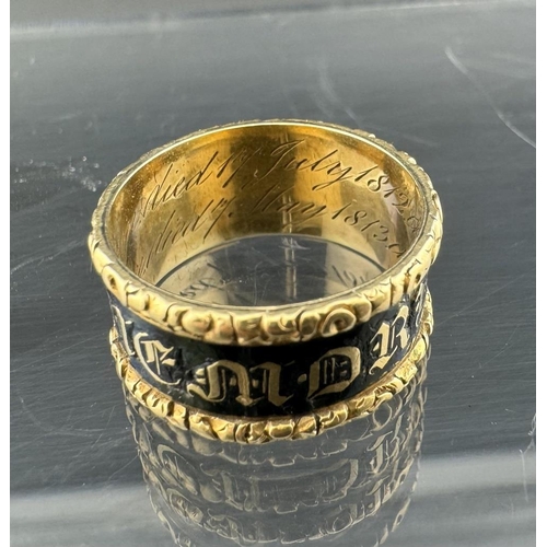 697 - Jewellery: Jewellery: An early 19th century yellow metal and enamel mourning ring, reading 'In Memor... 