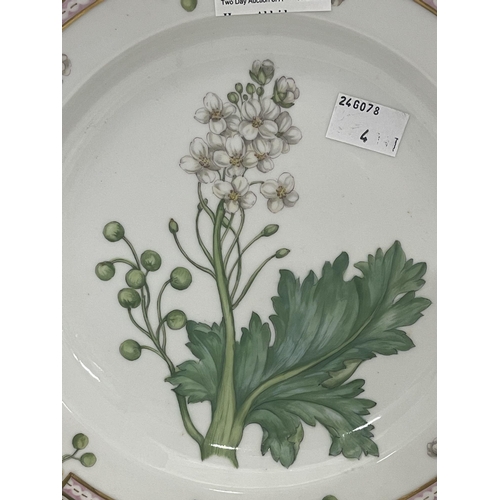 716 - 20th cent. Ceramics: 20th cent. Ceramics: Royal Copenhagen Flora Danica 26cm (10ins) plate decorated... 