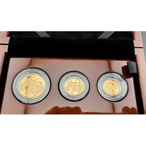 724 - Coins: Coins: The Royal Mint 2015 Sovereign Collection Gold Proof Three-Coin Premium Set, double, fu... 