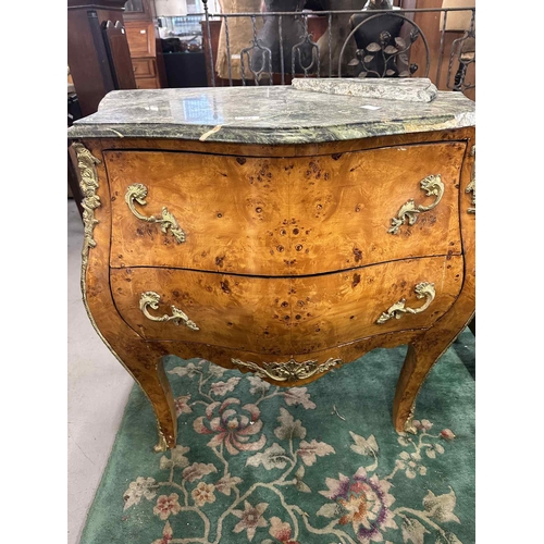 123 - Furniture: Furniture: Ormolu mounted two drawer bombe commode, with marble top (a/f) and standing up... 