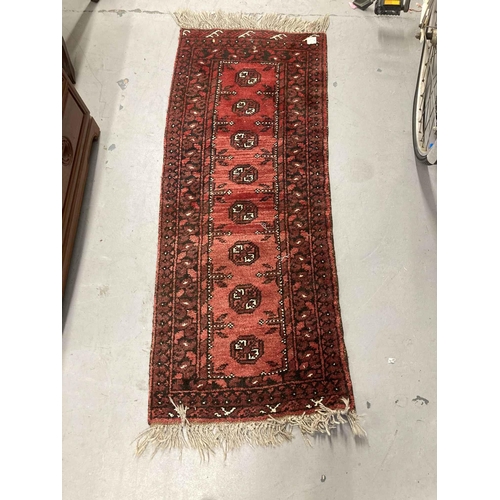 72 - Rugs & Carpets: Rugs & Carpets: Modern Shiraz carpet, Persian hand knotted hand spun wool, geome... 