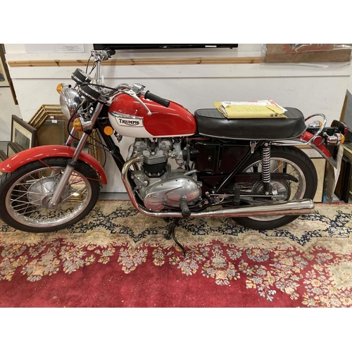 124 - Motorcycles: A 1971 Triumph Bonneville T120R, registration number GAM 425J, registered in the UK 04/... 