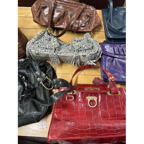 13 - Fashion:  Handbags assorted leather, textile etc. (11)