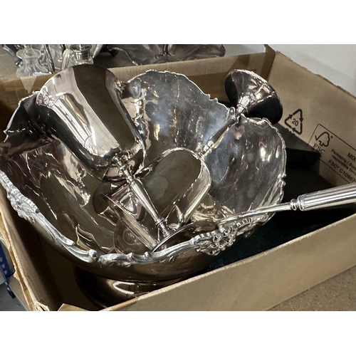 43 - Silver Plate: 20th cent. Boxed group of Sheffield silver plate including a punchbowl and ladle, 25cm... 