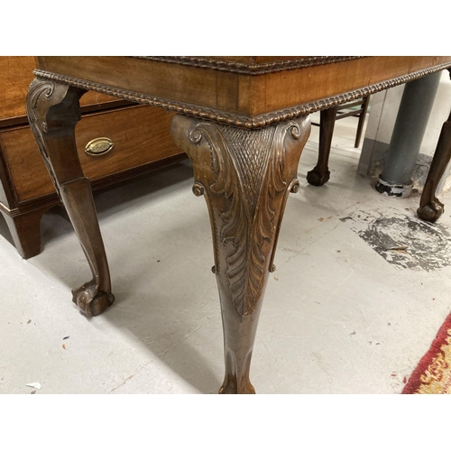 94 - Furniture: Late 19th cent. Mahogany console table with applied gadrooned edging in cabriole legs wit... 