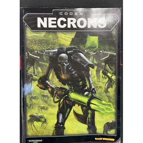 16 - Toys & Models: Toys & Models: Mixed Warhammer figures in a carry case including Necron warriors,... 