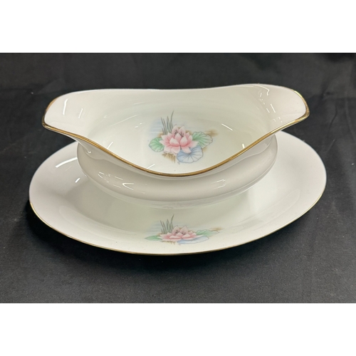 302 - Ceramics: Ceramics: Limoges Nenuphar rose pattern dinner service 23cm x 26cm plates, 12 x 22cm, 11 x... 