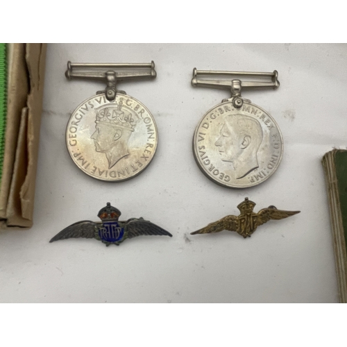 364 - Militaria Militaria: WW2 medals a pair to Mrs AD Clark RAF, unmounted + her magnifying glass. 2 RAF ... 