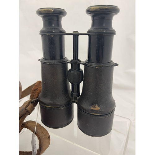 380 - Militaria: Militaria: A pair of military binoculars French made 'Lemaige Pan' of Paris, crow foot st... 