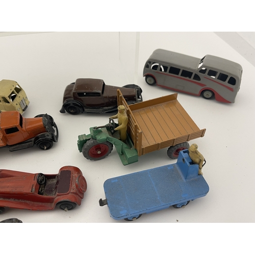 446 - Toys: Toys: Early to mid 20th cent. Diecast Dinky toys, no boxes, playworn in areas to all. (9)Dinky... 