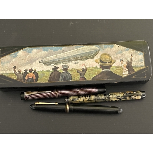 471 - Airship/Zepellin Memorabilia: Airship/Zeppelin Memorabilia: Graf Zeppelin papier mache pen box comme... 