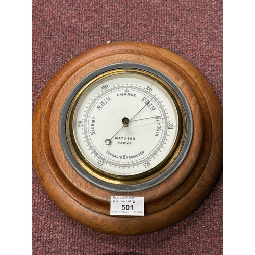 501 - Bulk Head Clock & Barometer: Bulk Head Clock & Barometer: Bulkhead clock, Benzie with Roman nume... 