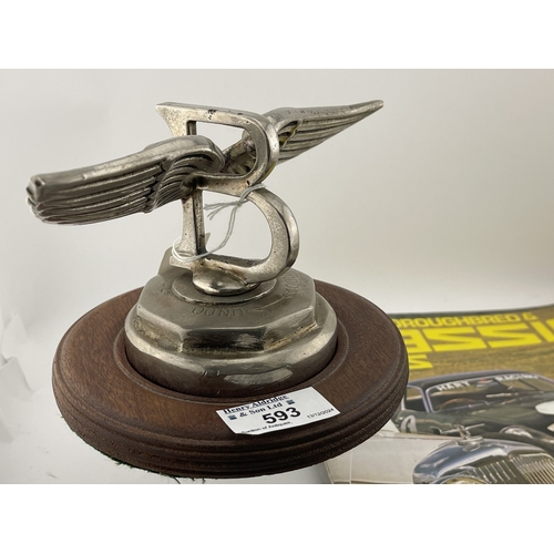 593 - Automobilia/Bentley: Automobilia/Bentley: A horizontal winged 'Flying-B' mascot, as fitted to the vi... 