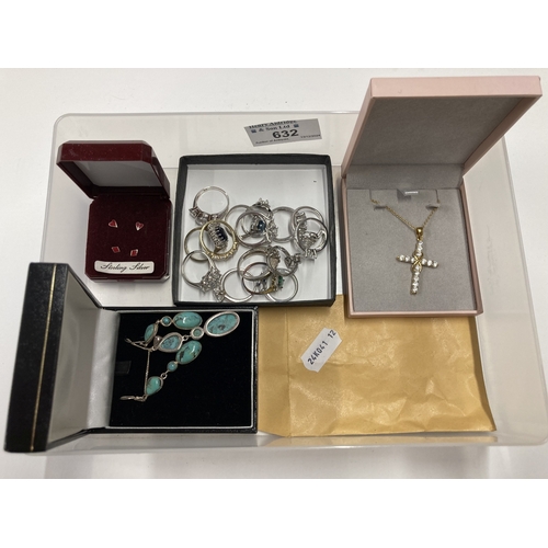 632 - Jewellery: Jewellery: A silver and turquoise earring and necklace set, boxed; a white stone set silv... 